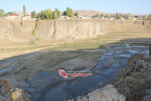 Diyadin'in Doyumsuz Manzarası: Diyadin Kanyonları