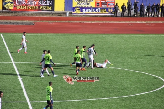 Ağrı 1970 Spor Mardin Büyükşehir Belediye Spor Maçı Galerisi