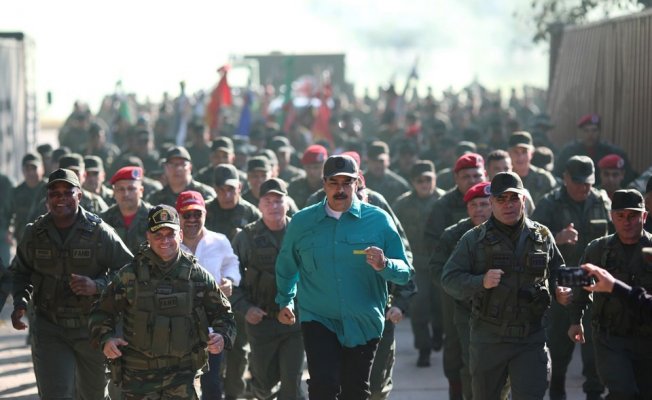 Venezuela'da Muhalifler Yeniden Sokağa İniyor