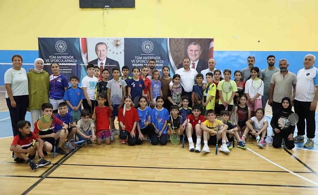 Badminton Gelişim Kampı Ağrı’da başladı