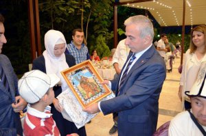 Sosyal Yardımlaşma ve Dayanışma Vakfından iftar