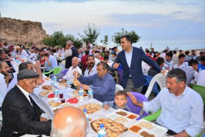 BİGİAD'dan iftar yemeği