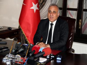 Elazığ'da sokaklara parti flaması asılmayacak