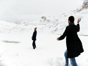 Van, Bitlis ve Hakkari'de kar yağışı etkili oldu