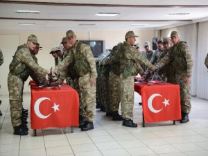 Ardahan'da 20 Korucusu Yemin Ederek Göreve Başladı