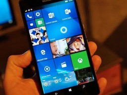 Windows Phone ve Lumia tepetaklak oldu