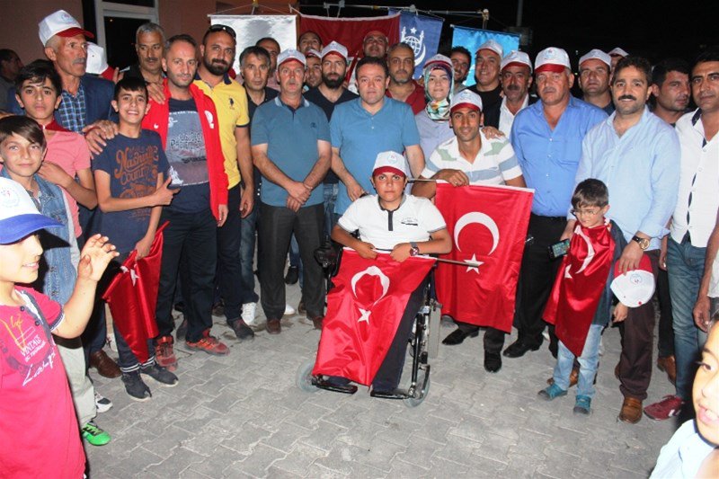 Ağrı Gençlik Hizmetleri Ve Spor İl Müdürlüğü Darbe Direnişinde