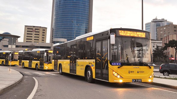 İstanbul'da 145 yıldır yolcu taşıyan İETT otobüsü tarih oluyor ?