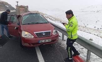 Tutak’ta Trafik Kazası: 2 Yaralı